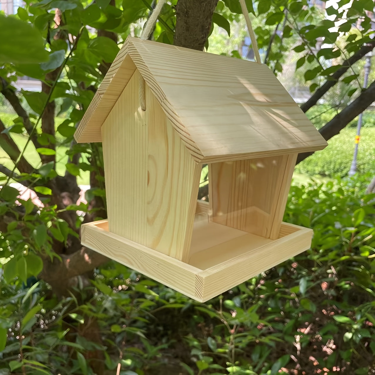 Comedero de Madera para Pájaros – Diseño Artesanal y Funcional para Exterior