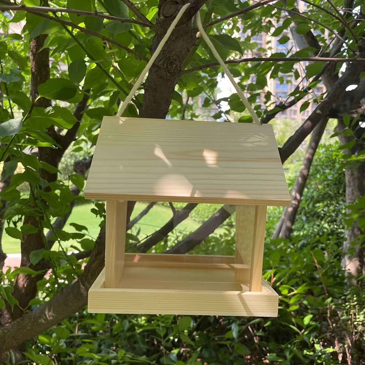 Comedero de Madera para Pájaros – Diseño Artesanal y Funcional para Exterior