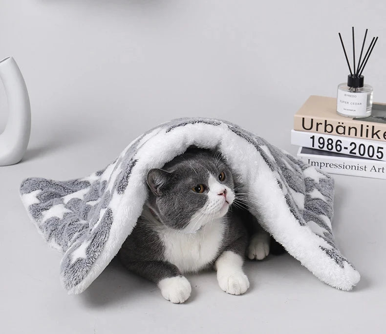 Alfombrilla de Franela para Dormir – Comodidad y Calidez para Tu Mascota