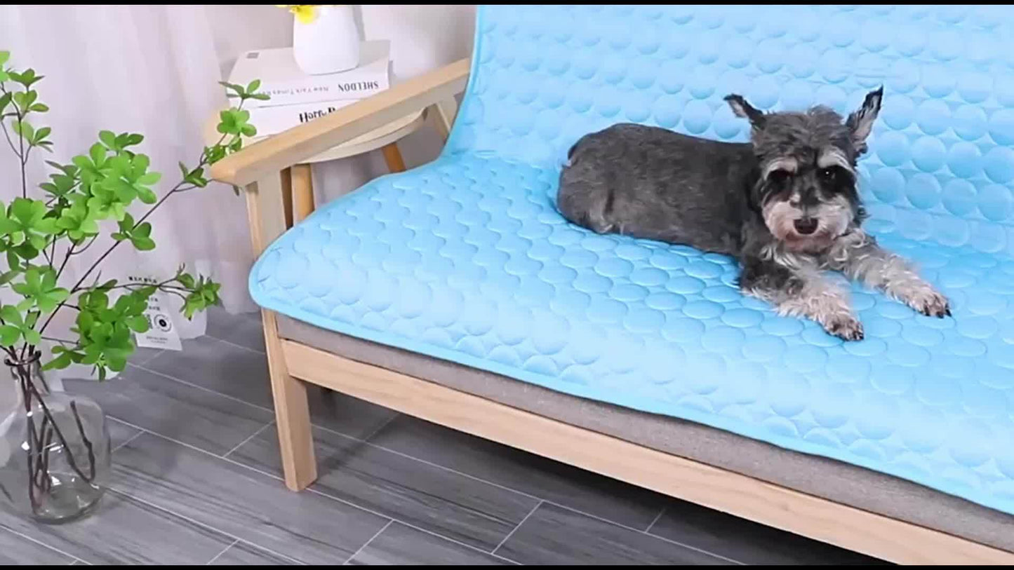 Colchoneta Refrescante para Perros – Mantén a Tu Mascota Fresca en Verano